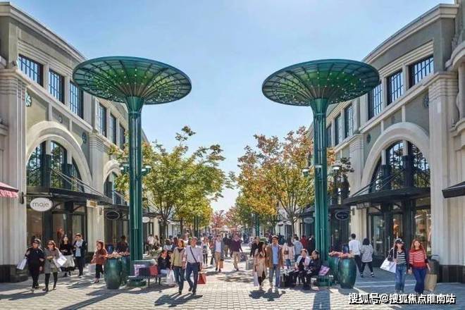 话售楼中心电话张江金茂府楼盘百科→首页网站龙8国际电子游戏娱乐平台张江金茂府售楼处电(图22)