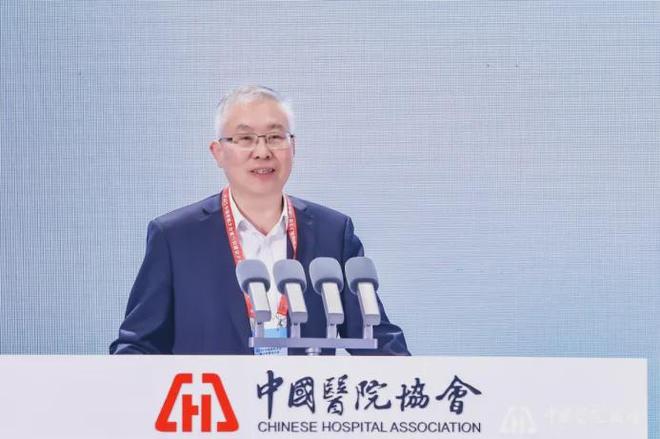 为中心推动医院高质量发展【关注】金昌晓：以健康