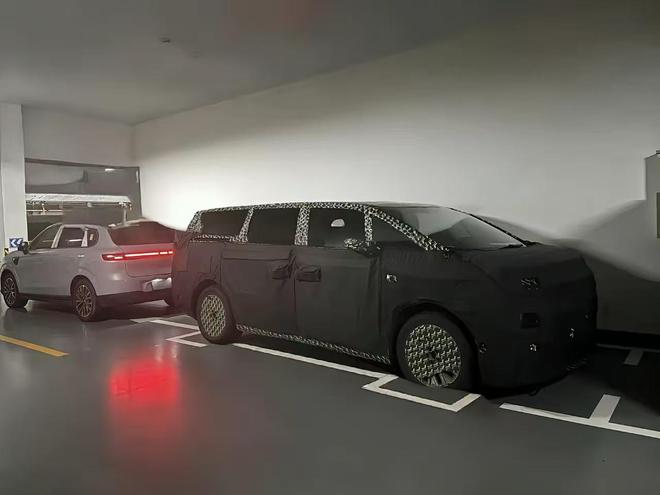 旗舰产品激光雷达+高阶智驾会火零跑全新MPV曝光定位全尺寸(图9) 旗舰产品激光雷达+高阶智驾会火零跑全新MPV曝光定位全尺寸(图9)